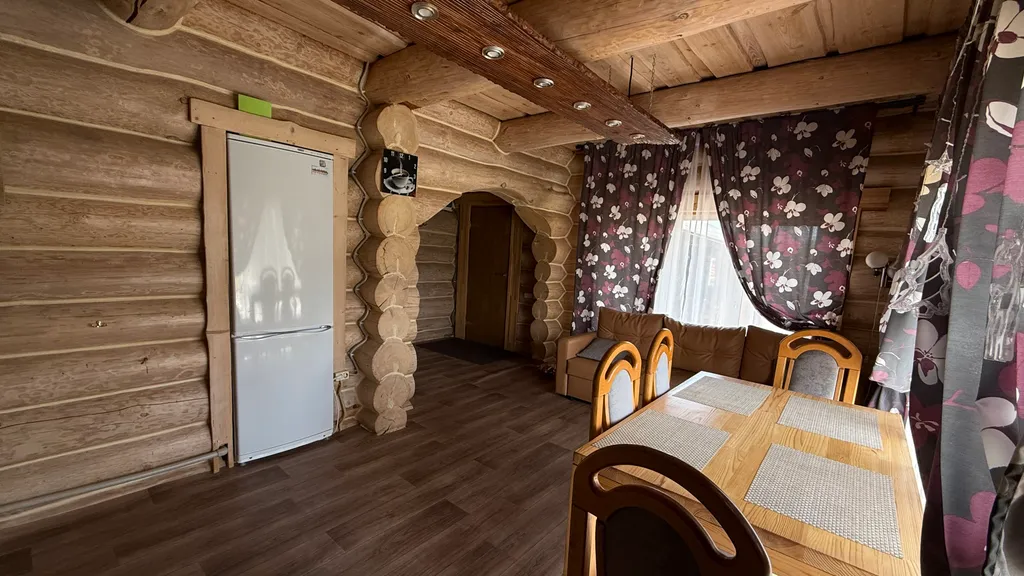 Домик у реки