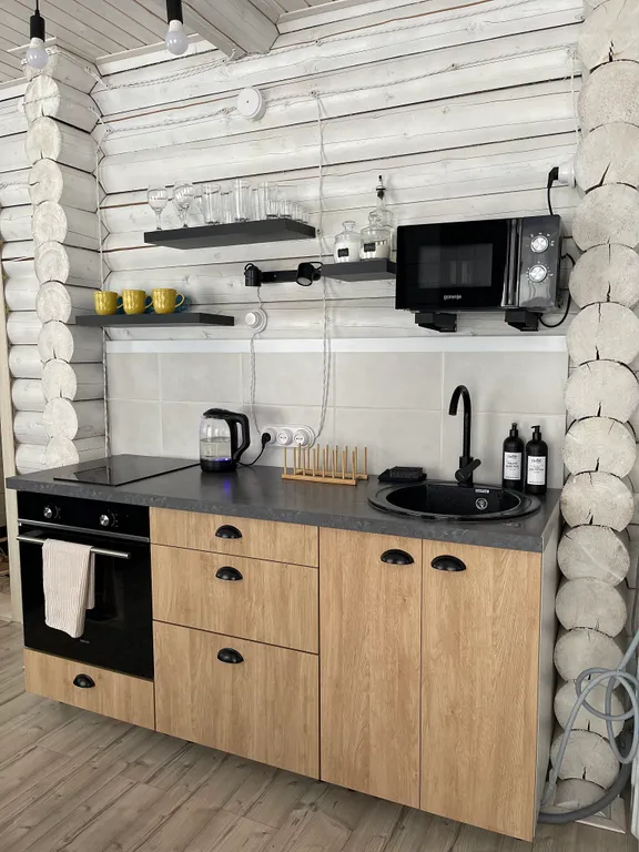 Уютный дом из бревна с 2мя отдельными спальнями