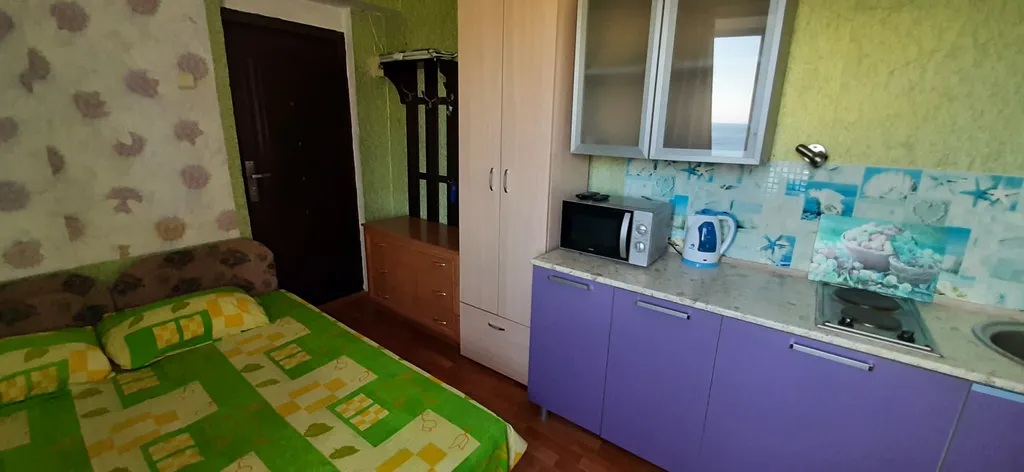 Уютная квартира-студия на берегу Чёрного моря в живописном посёлке