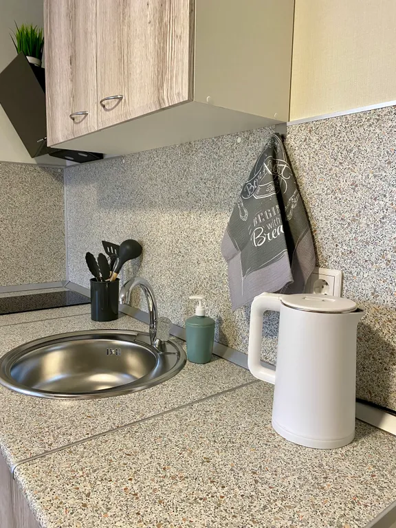 Современная квартира возле моря