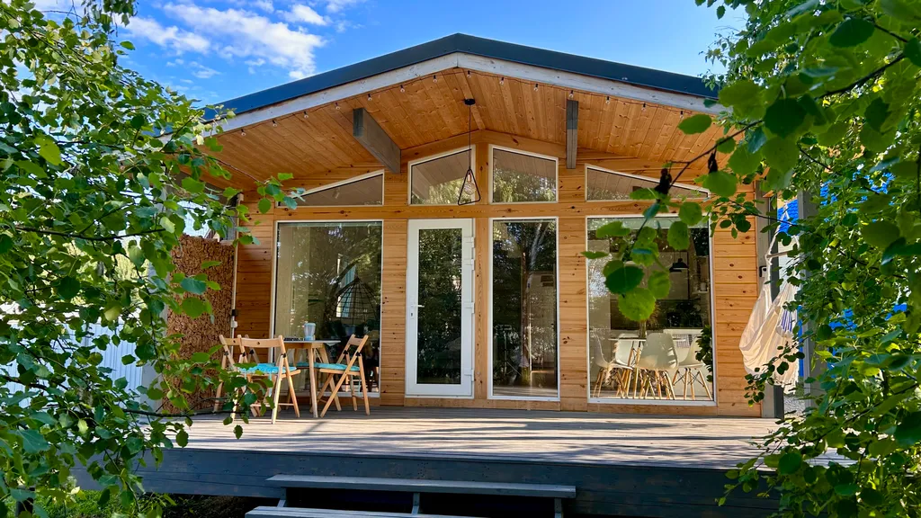 Коттедж Новый дом с баней и уличной джакузи — Ефимово