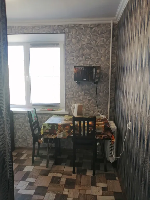 Чистая, просторная 3-комнатная квартира в престижном районе города