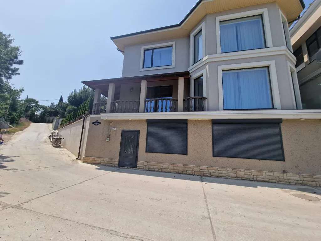 Коттедж Элитный дом — аренда посуточно в Ялта