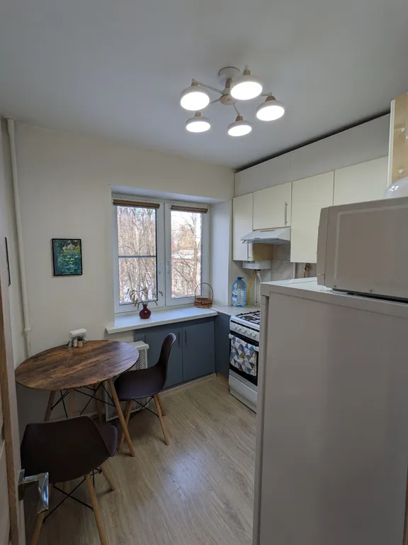 Квартира у Кремля и Сказки