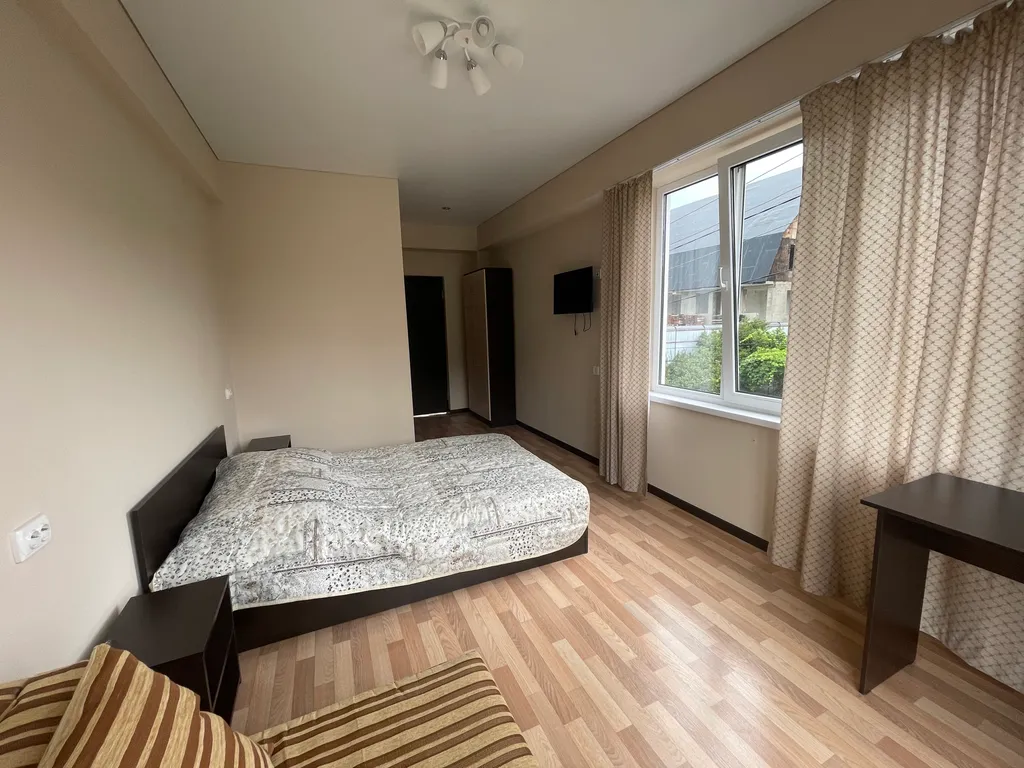 Просторный номер с уютным балконом