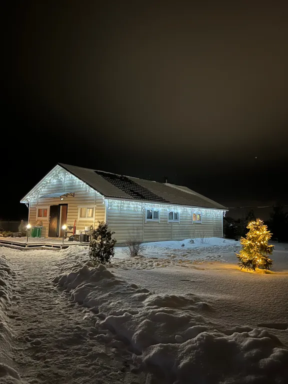 Коттедж Уютный большой дом для дружных компаний — Запорожское