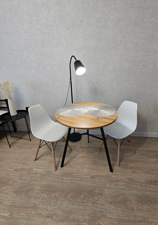 Уютная студия с видом на закат