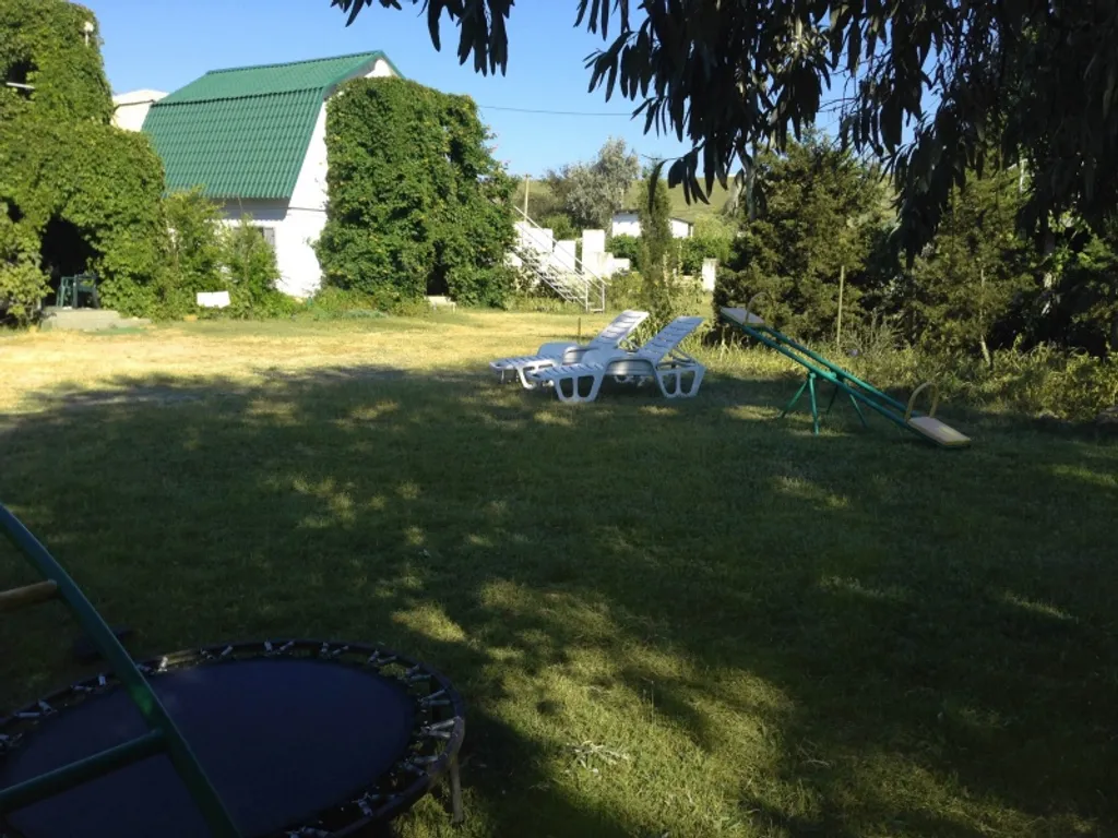 Квартира Квартира Уютная студия у моря — Новоотрадное