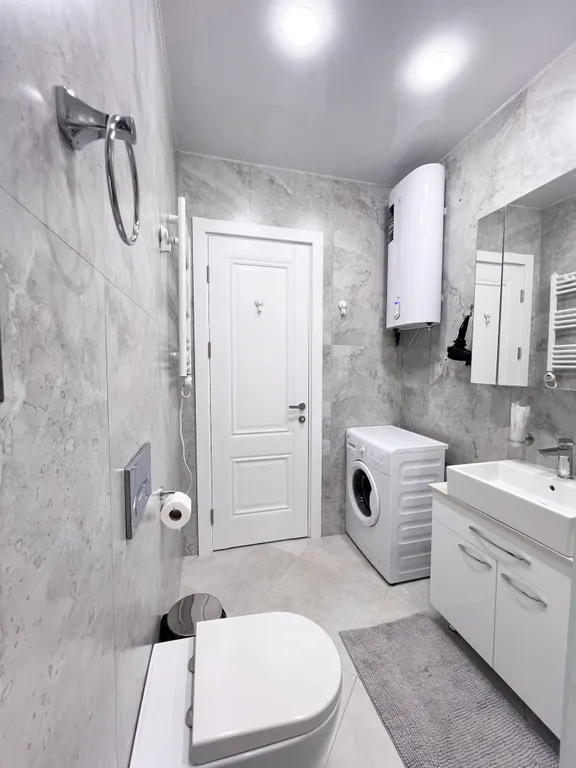 Двухкомнатная квартира на берегу моря, Porta Batumi Tower