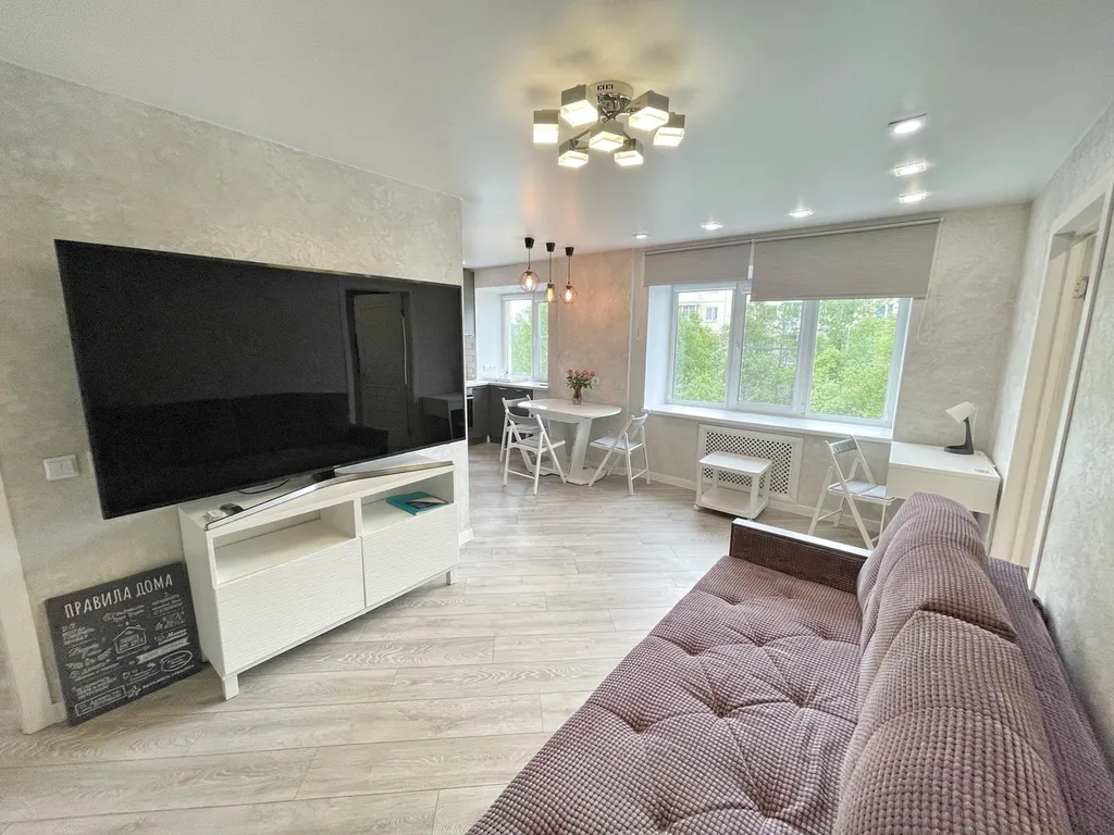 Современная 2-комнатная квартира в тихом центре