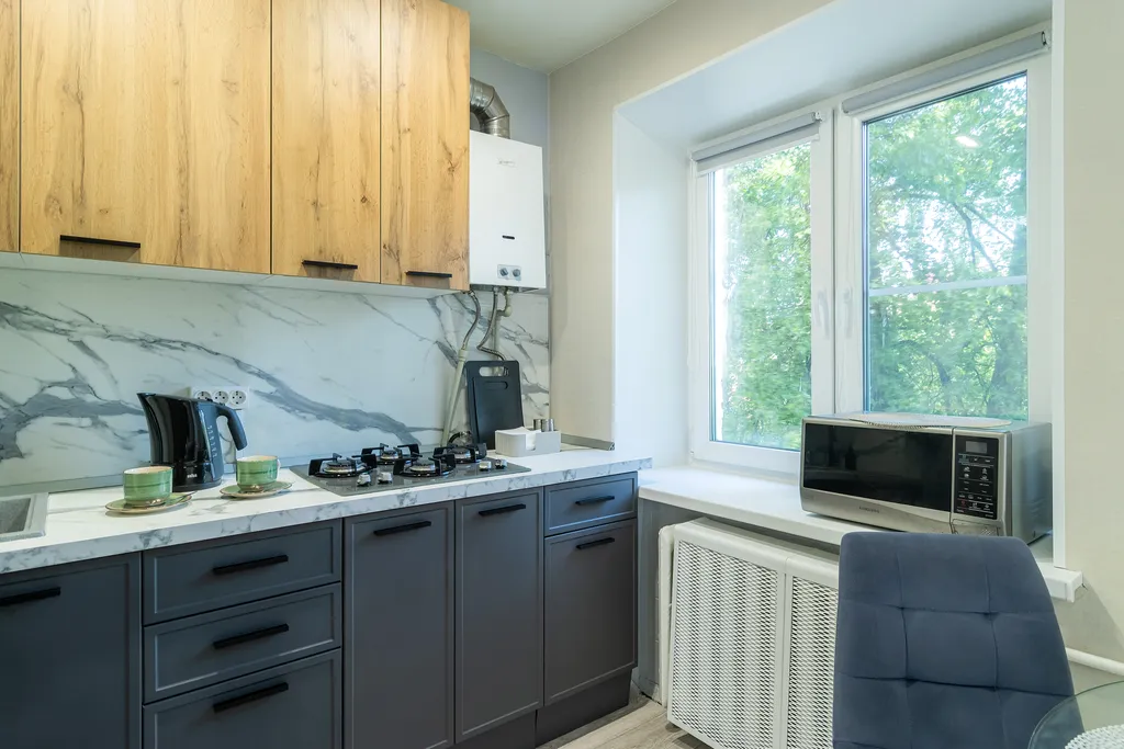 Уютная и светлая студия рядом с центром-идеально для отдыха и работы.