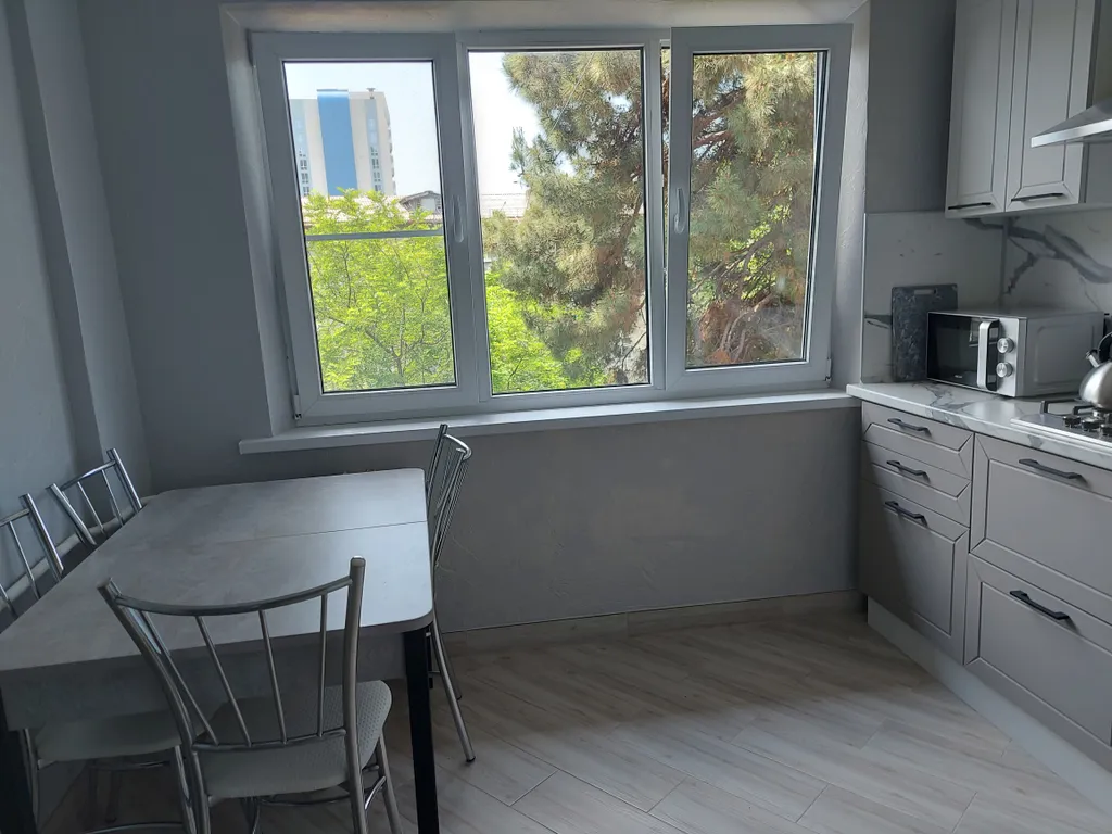 Уюная, светлая квартира после ремонта