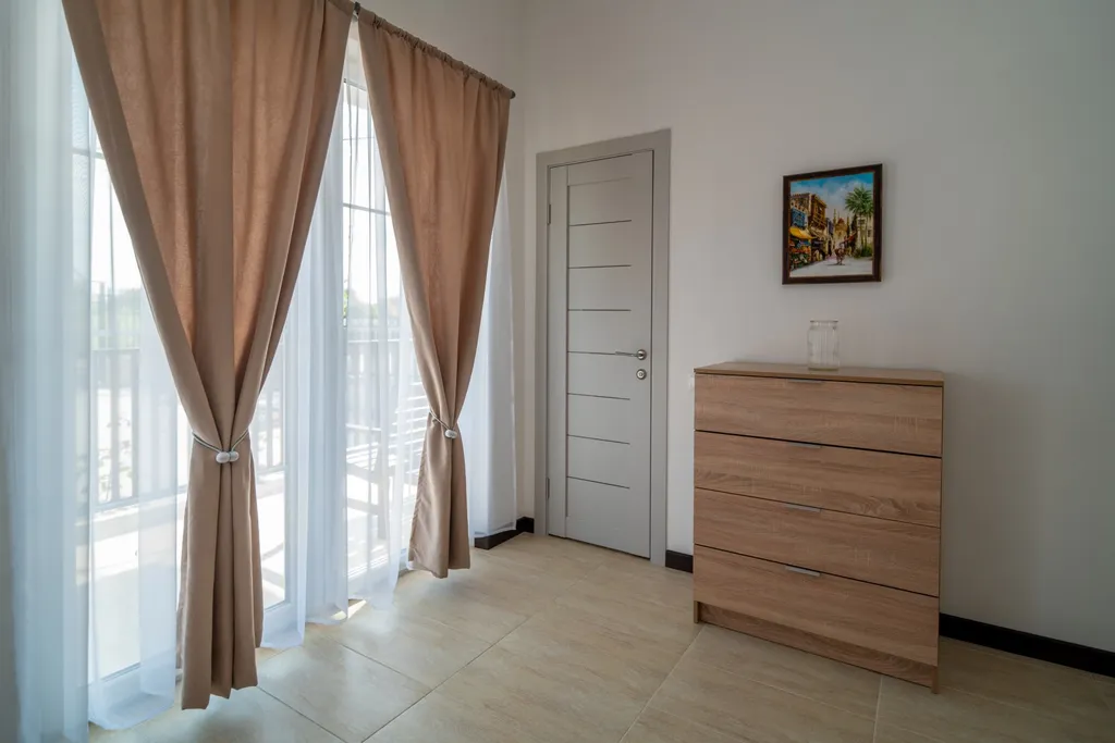 Квартира 1-комнатная Квартира — Кучугуры