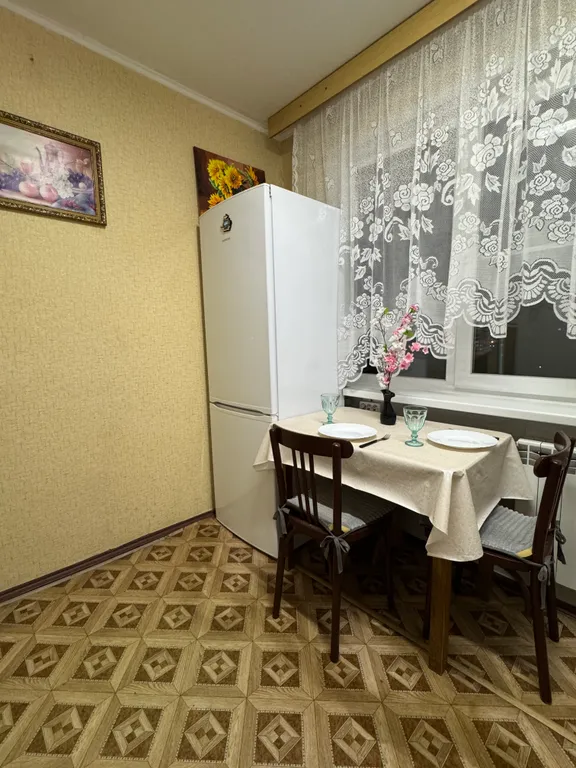 Квартира рядом с Коллажем, памятником Победы