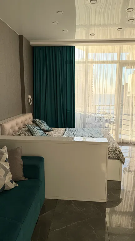 Квартира-студия у самого моря для наслаждения видом и комфортом