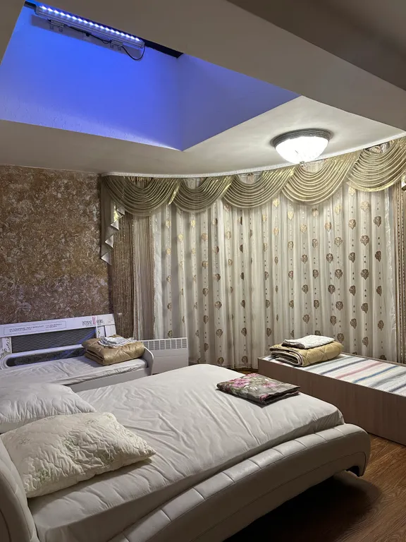 Замок для гостей