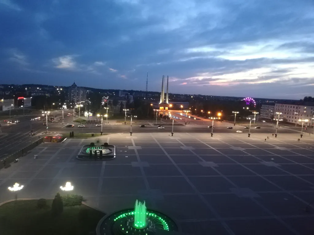 Апартаменты в самом центре (площадь победы, три штыка, амфитеатр)