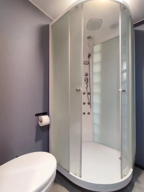 Уютный загородный дом в черте города