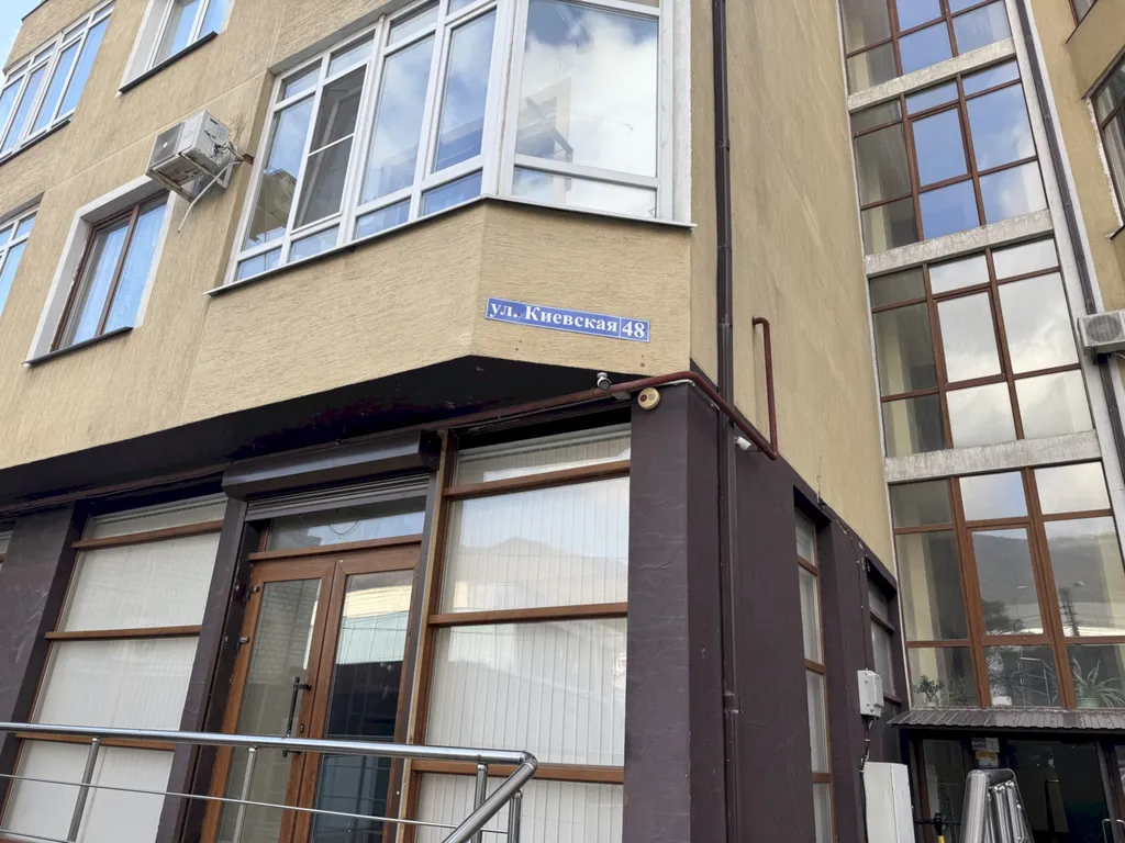 Квартира с балконом и видом на открытое море и всю Геленджикскую бухту
