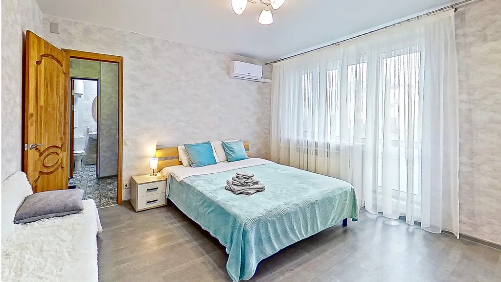 Уютная квартира напротив ТЦ Меганом