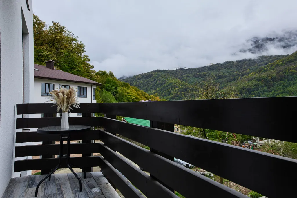 Панорамный двухместный апартамент комфорт с кухней и балконом