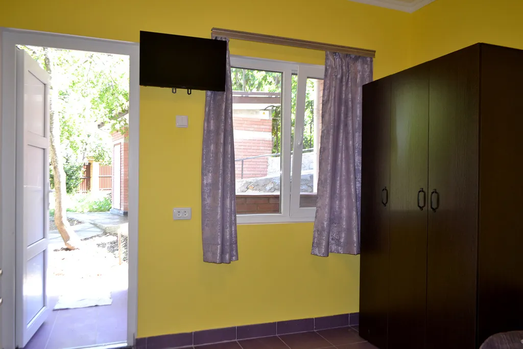 Летние домики в «Дерекойке»