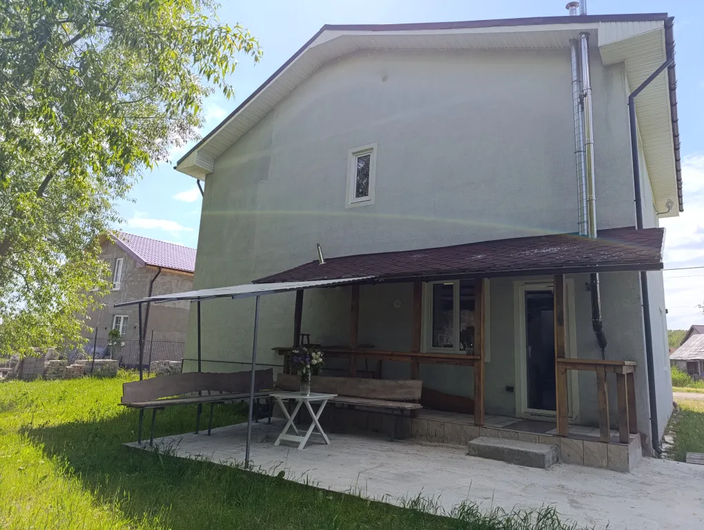 Уютный дом с баней рядом с заливом, карьером, голубыми озерами и сосновым лесом