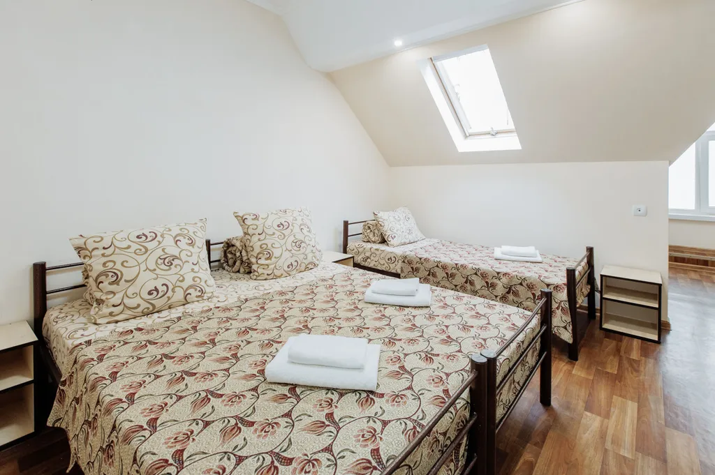 Квартира Трёхместный стандарт, мансарда — аренда посуточно в Адлер