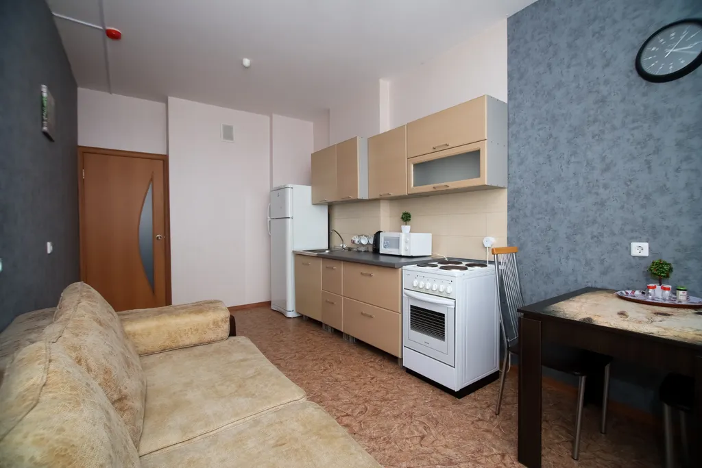 Командировка? Квартира на 22 этаже (Механошина 15) ждет!