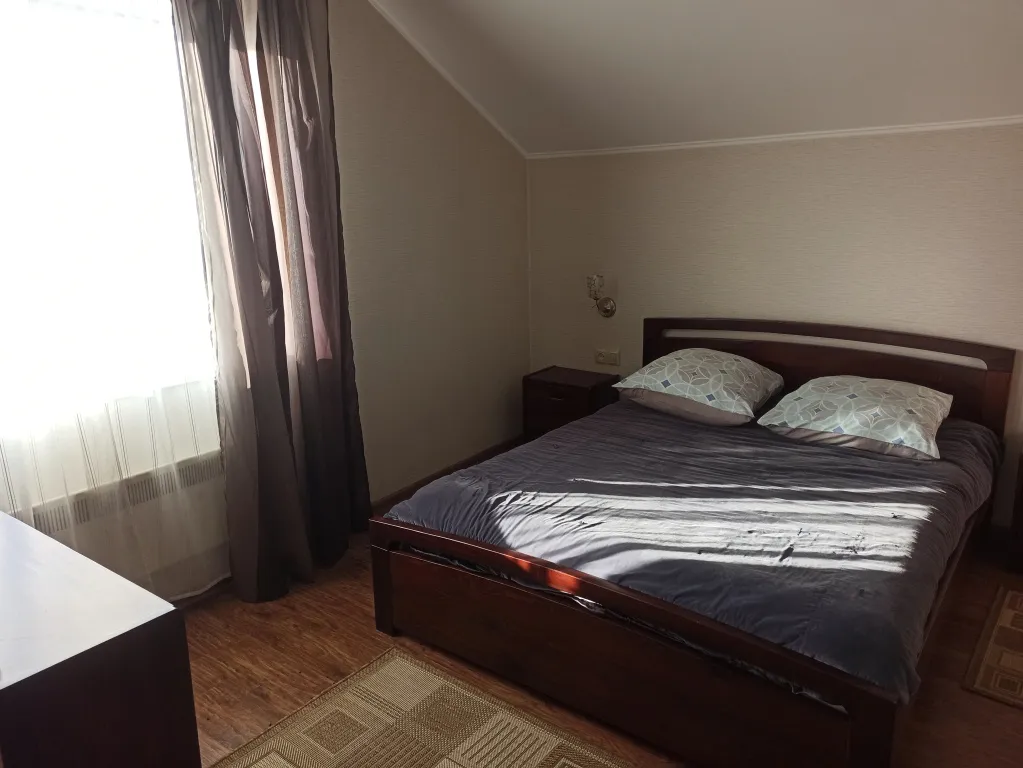 Коттедж Коттедж со своими водоемами и рыбалкой — Шаховская