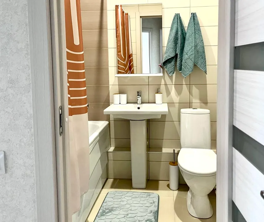 Классная квартира в Цветах