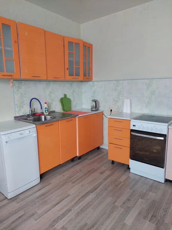 Квартира возле ОКБ и Экспо