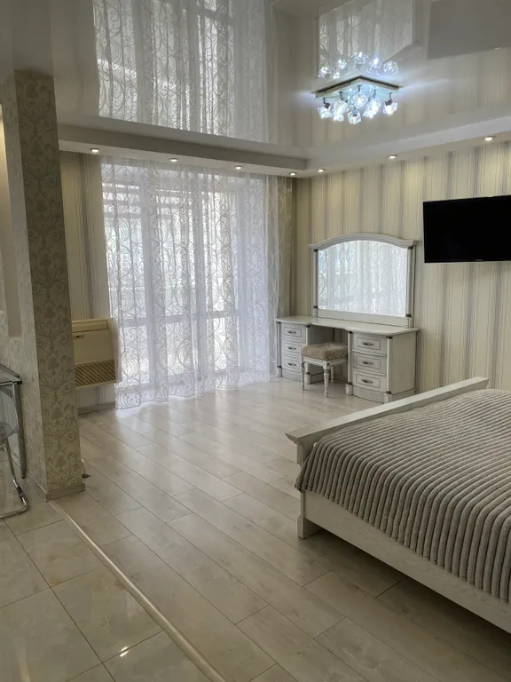 Уютная квартира в центре города рядом с парком 30 лет ВЛКСМ