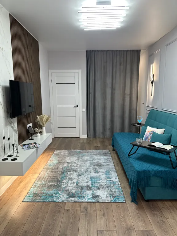 Комфортные апартаменты с видом на Дубовую рощу