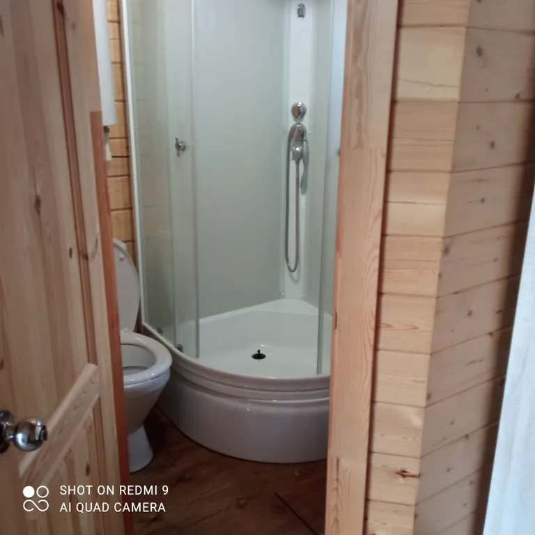 Дом на берегу Чемалки