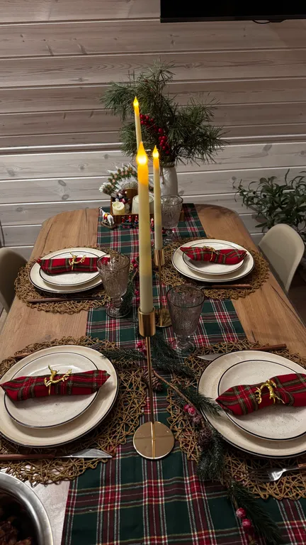 Афрейм на берегу озера Селигер с банным чаном