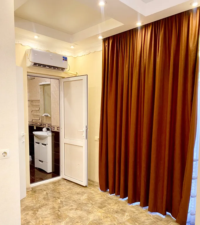 Квартира 3-комнатная Квартира — Адлер