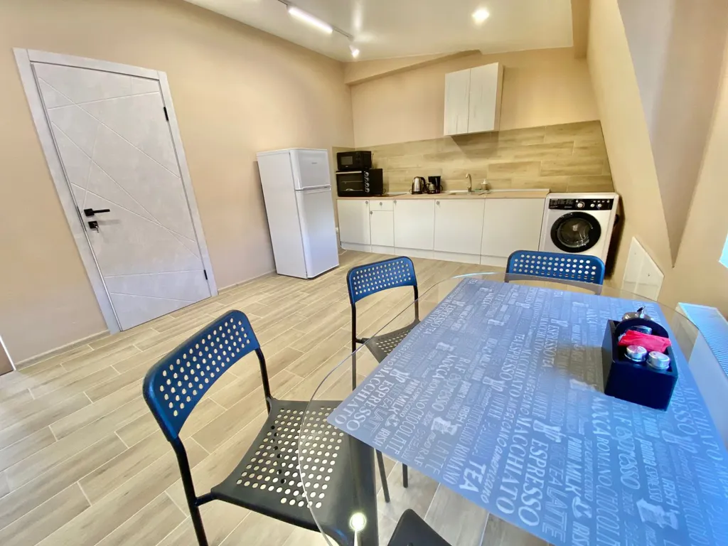 Эллинг у реки