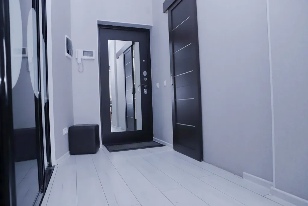 Квартира с необычной планировкой, камином и кондиционером