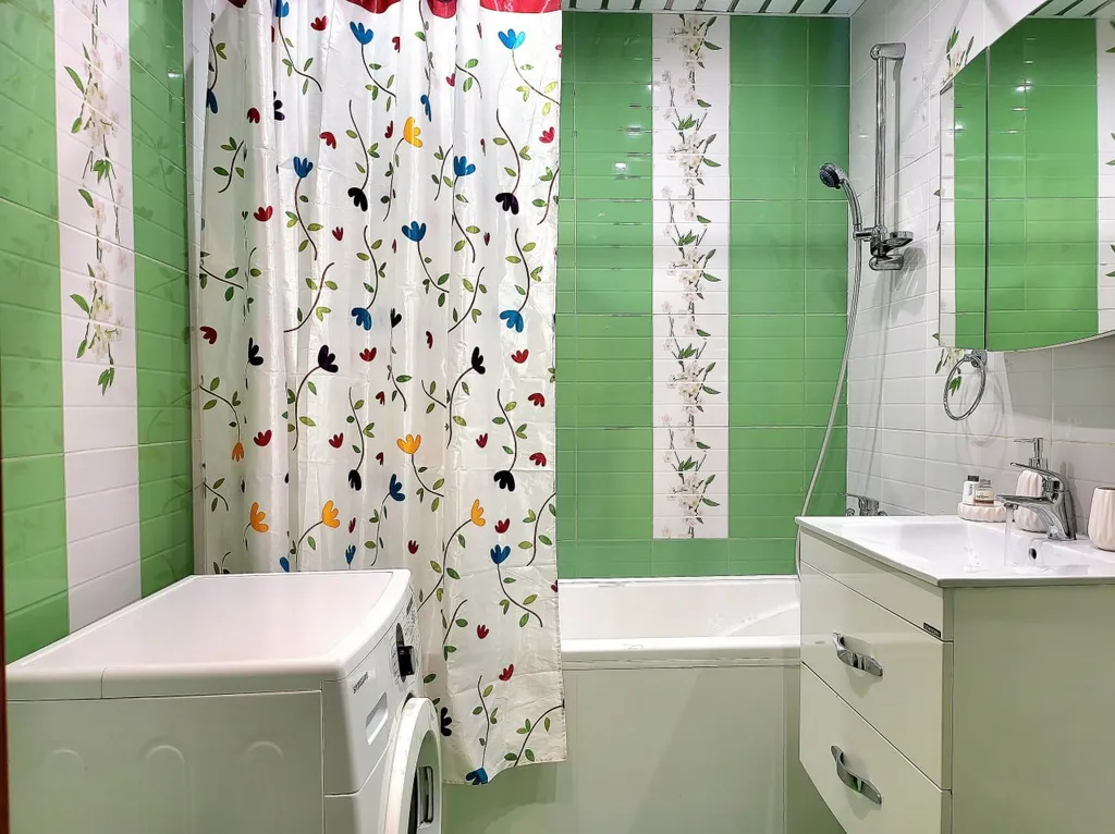 Квартира 1-комнатная квартира у гипермаркета Окей — Тюмень