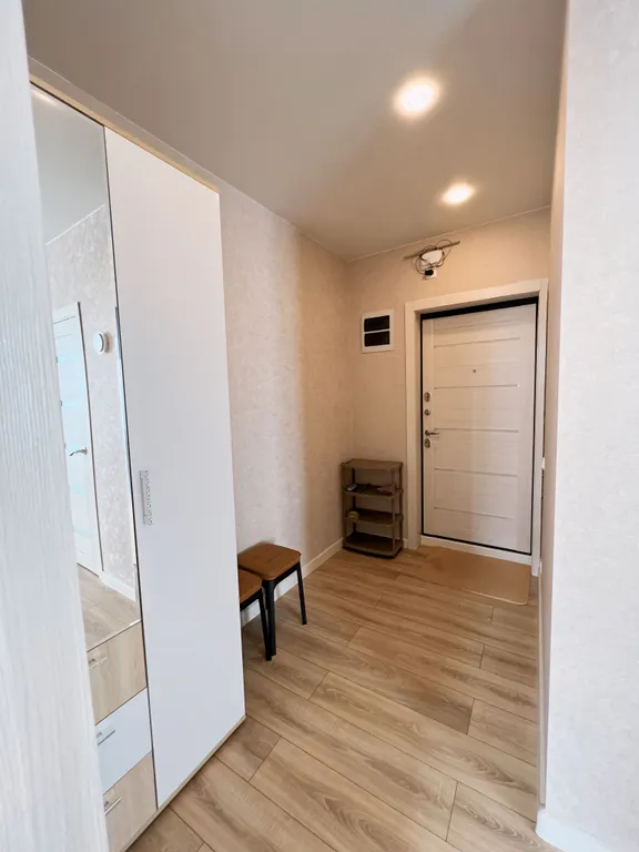 Квартира-студия с отдельной спальней с видом на море