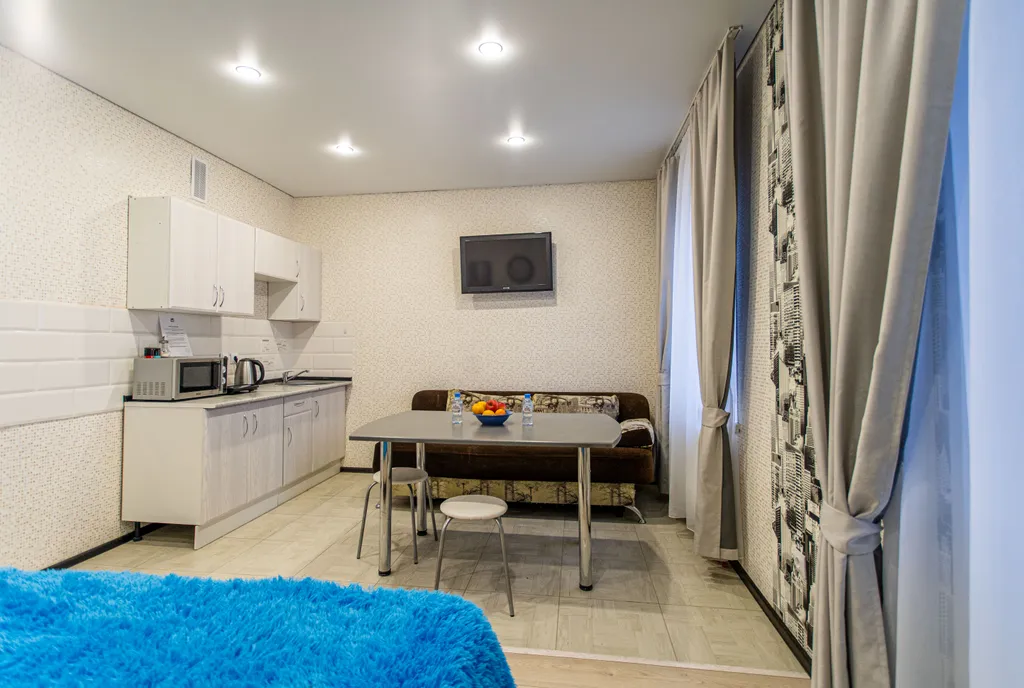 Современная студия в монолитном доме