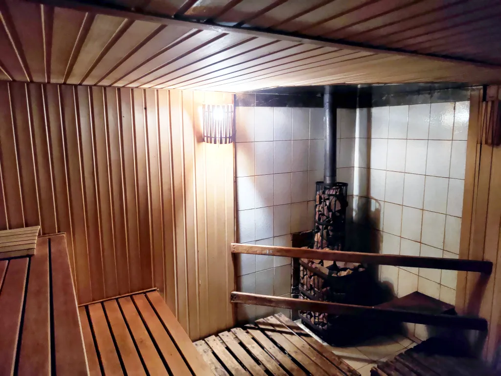 Большой коттедж с русской баней