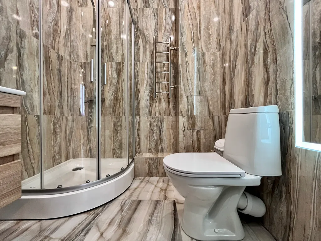 Стильная квартира с пилоном