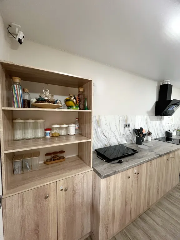 Четырёхместный номер с террасой, первая линия от моря, номер семейный