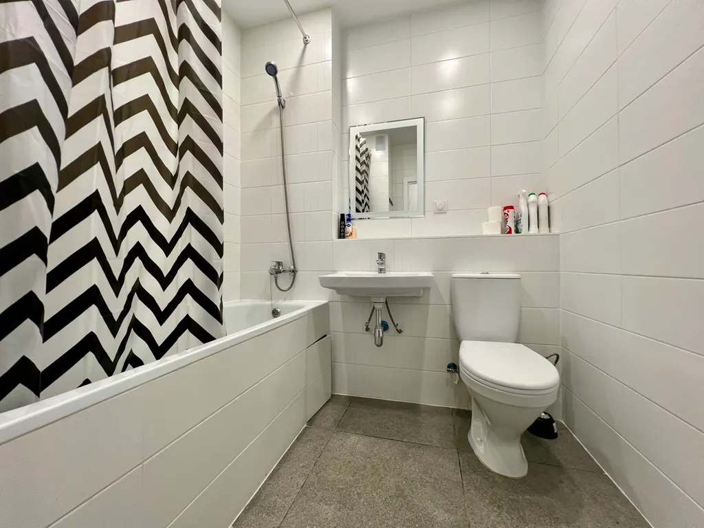 Евро 2к Бунинская Аллея Силикатная Щербинка не берем плату за уборку