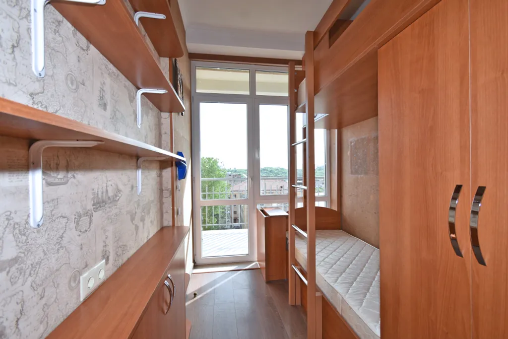 3-комнатная Квартира