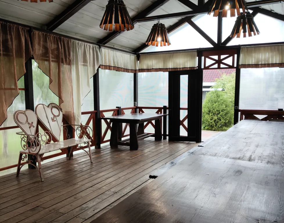 Усадьба с видом на лес