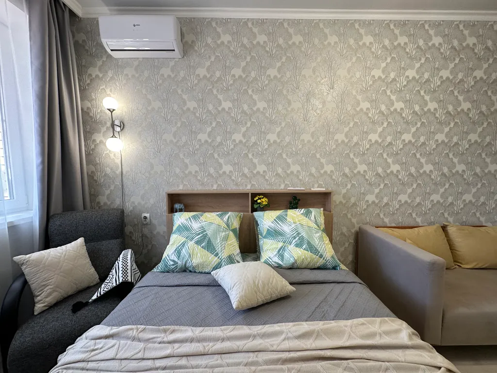 Евродвушка на берегу моря