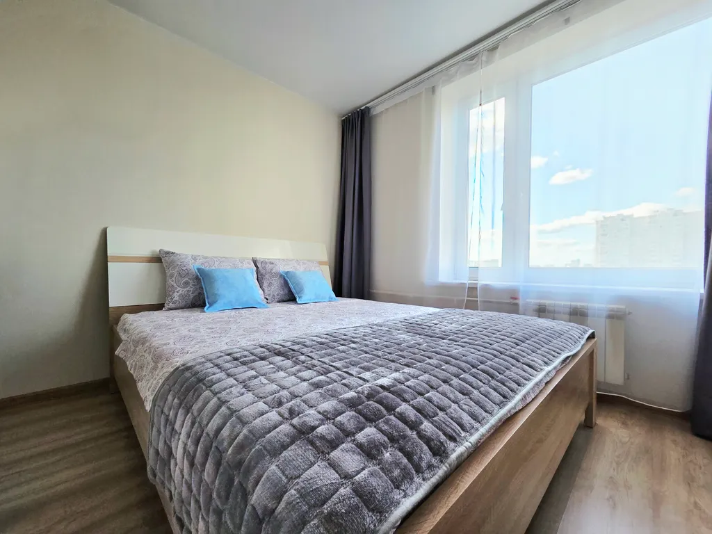 Квартира Квартира Уютная новая студия в жк саяны парк — Москва